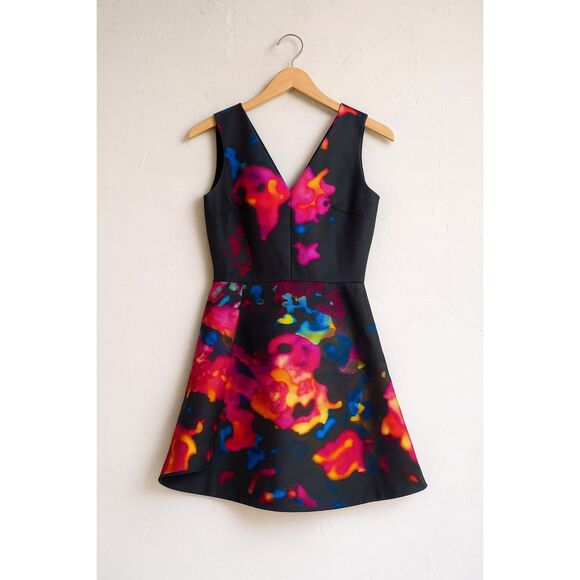 Milly Multicolor Abstract Print A-Line Mini Dress Women’s Size XS V-Neck Fit & F - Picture 3 of 4